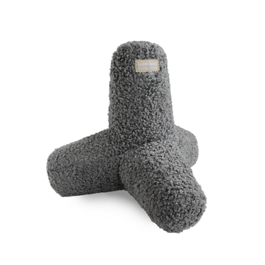 O BREUER | OVERSIZED DOG TOY